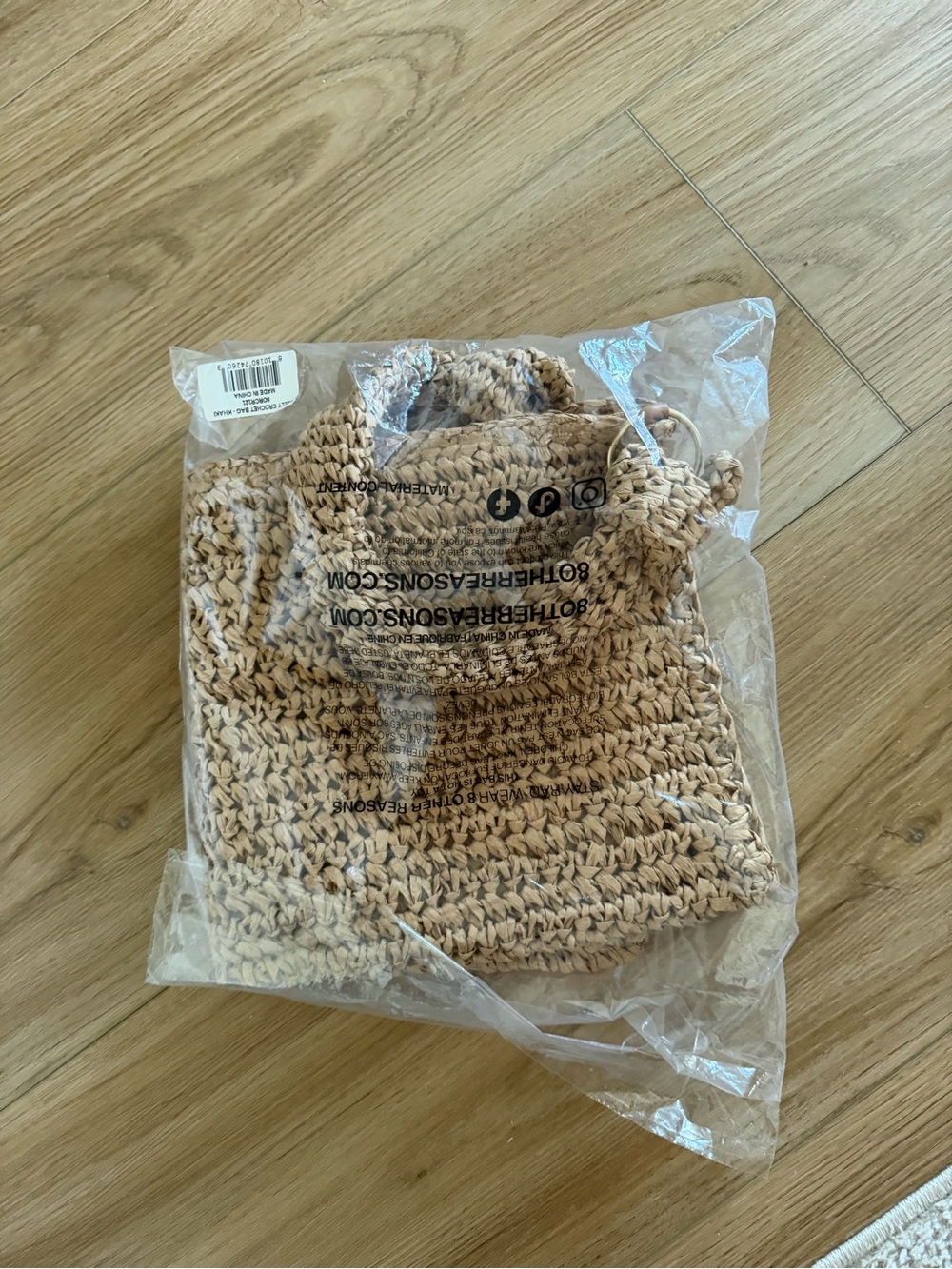 Revolve 8 other reasons NWT
crochet bag $129 retail - Picture 4 of 7